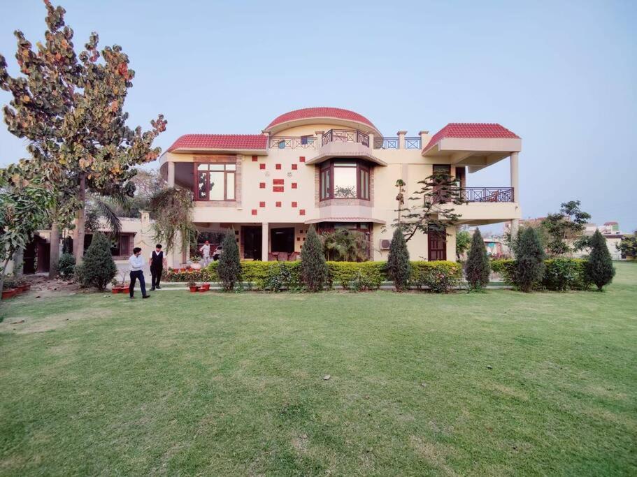 Basti House - Boutique Homestay Lucknow Exteriör bild